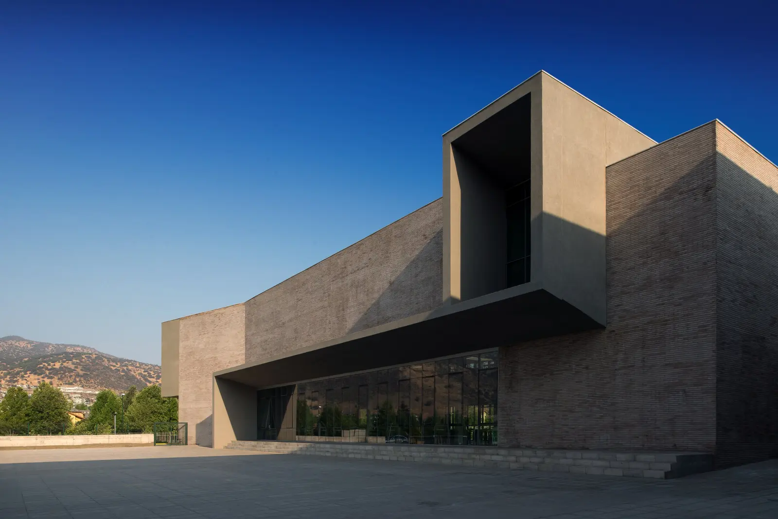 Colegio Santiago College, Santiago